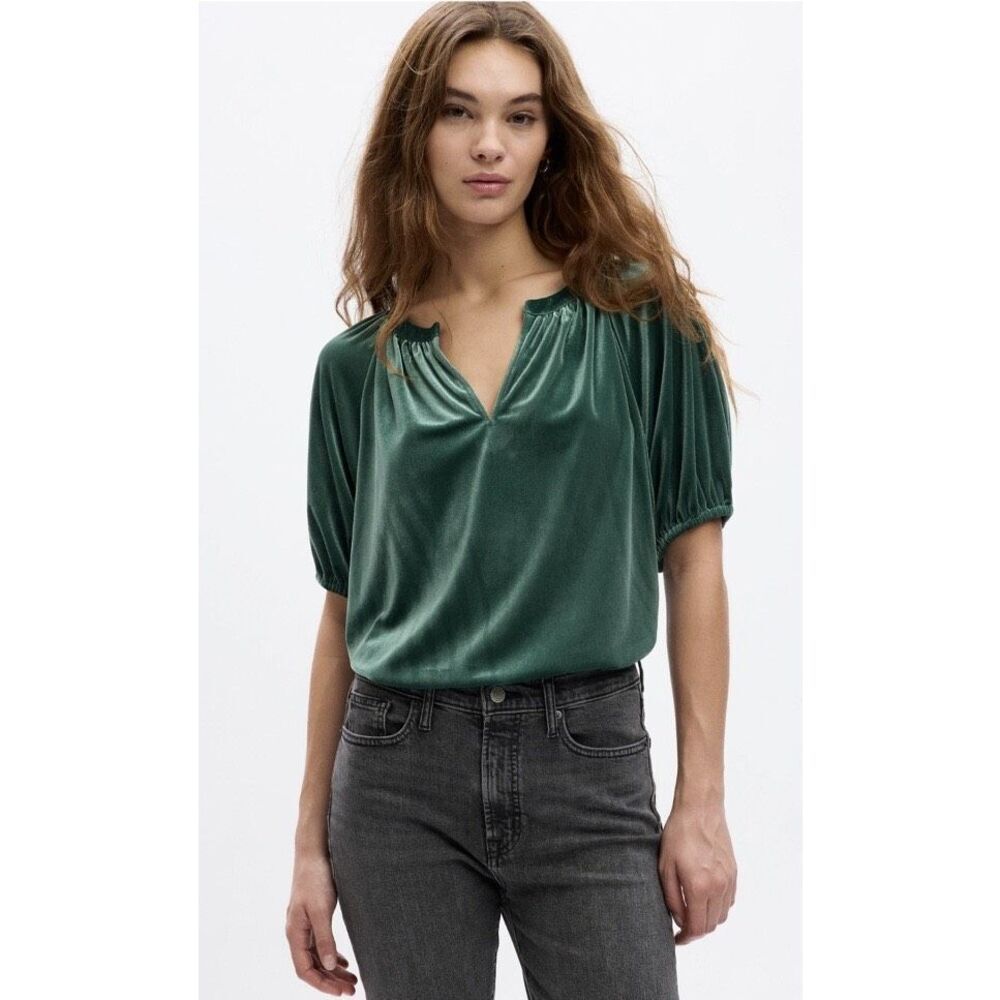 NWT Gap Women Size XXL Velvet Split Neck Short Puff Sleeve Top  June Bug/ Green
